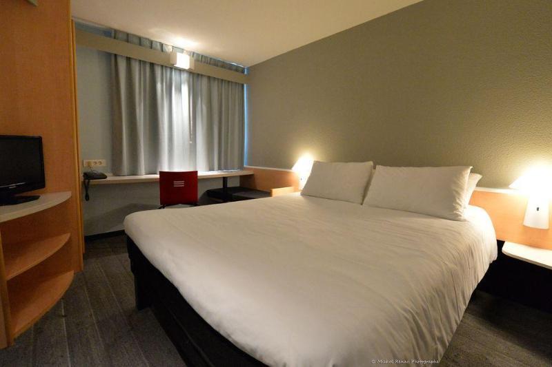 Отель Ibis Оре Экстерьер фото